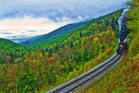Board These 8 Trains In West Virginia For A Beautiful Ride