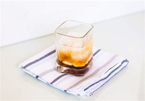 learn how to make a great white russian cocktail