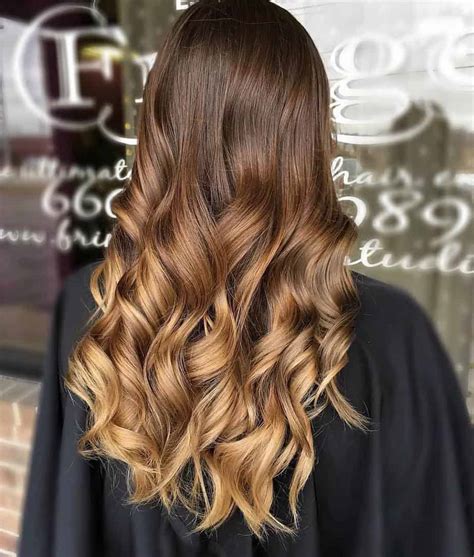 Mix retro and modern with the hottest new hair trend: Top 15 layered haircuts 2020: Gorgeous Layered Hair 2020 ...