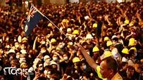【反送中】警總外示威者未散氣氛緊張 有人搖港英旗被勸止 - 香港經濟日報 - TOPick - 新聞 - 社會 - D190621