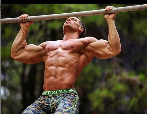 Pin By Healinghands On Men Pull Ups Street Workout Fitness Models