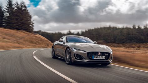 Jaguar F-type review - design | evo