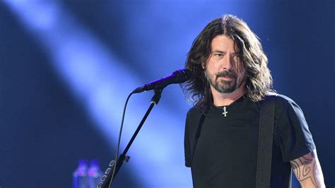 Dave Grohl Retraces His Life Affirming Path From Nirvana To Foo Fighters Jme Jacksonville