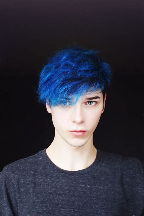 33 cool blue hair ideas that youl want to get mens blue hair men hair color mens hair colour