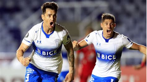 Catolica would increase their lead over la serena to 27 points in the league table, and it would be: U. Católica goleia La Serena e fica muito próximo do ...