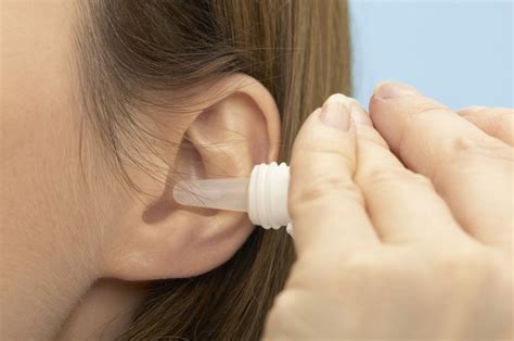 7 Care Tips To Get Rid Of Smell Behind Ears Healthwire