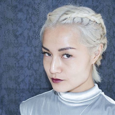 Messy hair is one of our favorite ways to wear it. How To Cop Khaleesi Braids With Short Hair | Short hair ...