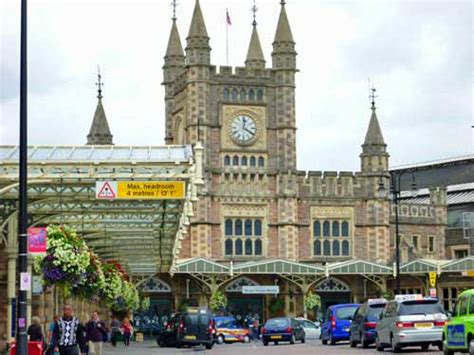 Bristol Temple Meads Station - Britain All Over Travel Guide