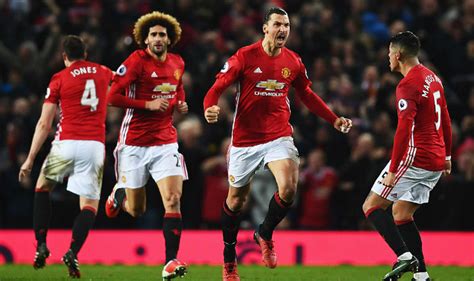 This manchester united live stream is available on all mobile devices, tablet, smart tv, pc or mac. Manchester United vs Liverpool 2017: Top 3 Places to Watch ...