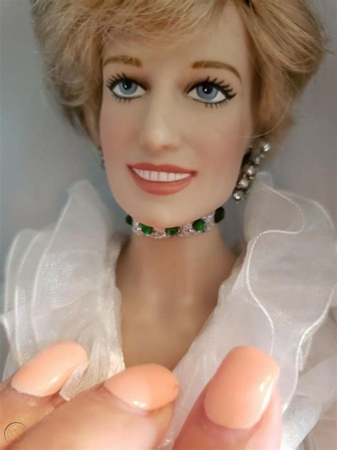 Franklin Mint Princess Diana Doll And Ensemble 2869078573