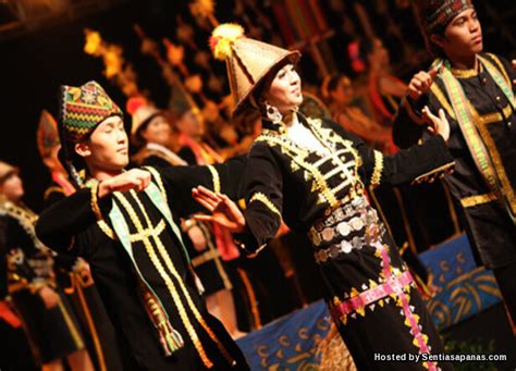 Malaysia yang terdiri daripada pelbagai bangsa dan budaya. 10 Jenis Tarian Tradisi Suku Kaum Negeri Sabah - SENTIASAPANAS