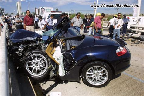 Porsche Boxster Wrecked Zapopan Mexico Photo 3
