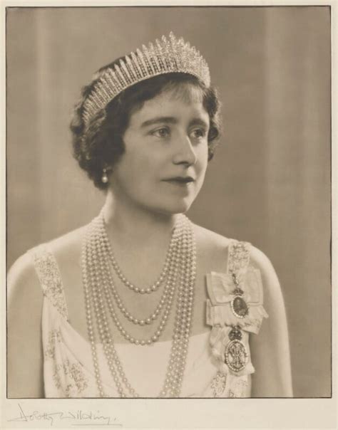 Npg P8704 Queen Elizabeth The Queen Mother Portrait National