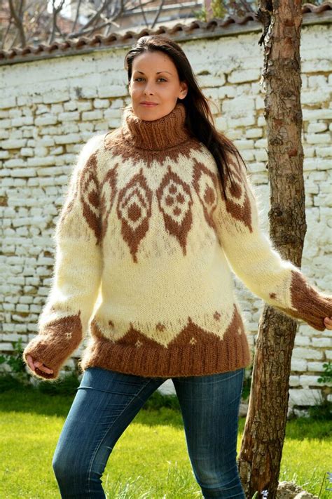 Hand Knitted Mohair Sweater Icelandic Nordic Fuzzy White Beige By