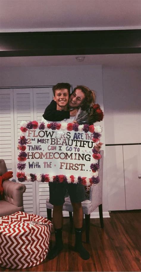 Pin By 𝚣𝚘𝚎 On Couples Cute Prom Proposals Cute Homecoming Proposals