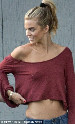 AnnaLynne McCord Wears Top That Fails To Cover Her Shoulders And Tummy