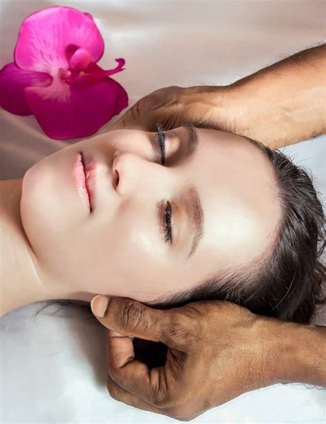 Indian Head Massage Top To Toe Beauty