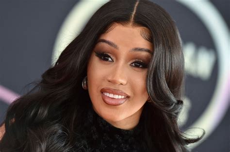 Cardi B Gets Her First Face Tattoo Celebrity News And Discussion Fotp