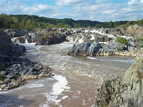 Great Falls Park Features Hiking Trails On Both The Maryland And