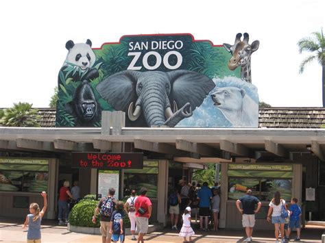 Filesan Diego Zoo Entrance 10july2007 Wikimedia Commons