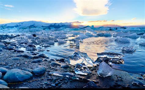 Icelands Natural Wonders