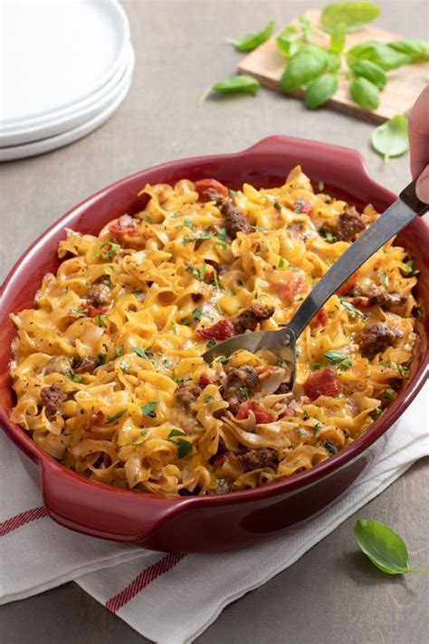 Your eyes will dilate as you watch the cheese stretch as you grab. Ground Beef Casserole | Recipe in 2020 | Beef casserole ...