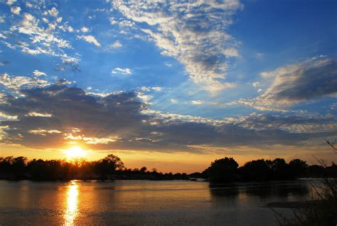 無料画像 海 地平線 雲 空 日の出 日没 太陽光 朝 湖 夜明け 川 夕暮れ イブニング 反射 ロッホ