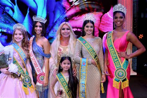 When first used in the 17th and 18th centuries these terms did not indicate if a there has always been a question around what the difference between miss, ms and mrs and it seems like there are a variety of answers so to. Miss Brasil Universe Internacional Pageant 2020 - Ponta ...