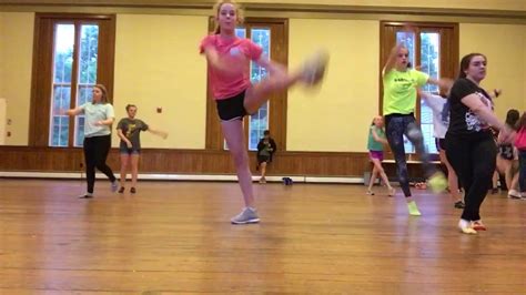Were All In This Together Cheerleader Section Rehearsal Video
