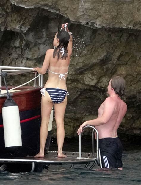 Emilia Clarke Wearing Bikini On Vacation In Italy Luvcelebs My Xxx