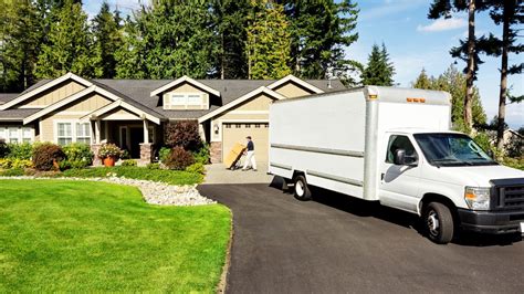 Understanding The Pricing For Rental Moving Vehicles