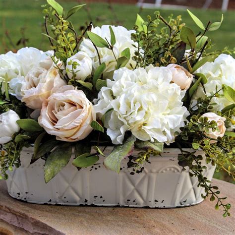 Lovely Centerpiece With A French Countrycottage Flair