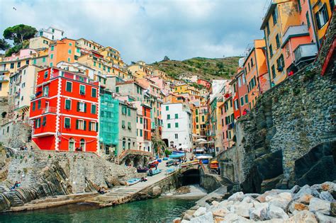 Riomaggiore In Cinque Terre Italy The Photo Diary 1 Of 5 Hand