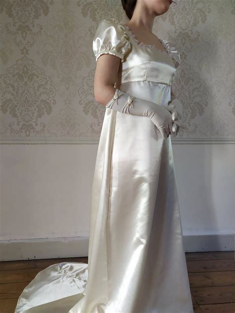Robe Régence En Satin Luxe 1er Empire Etsy France Regency Dress