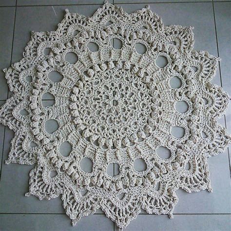 Oval Doily Crochet Pattern Free Web Oval Doily With Shells Chain Loops