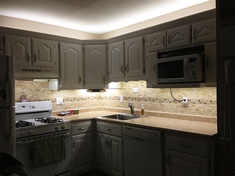 The tape on the far end closest to the shorter cabinet above the. Single Color LED Strip Lighting Kit - 5m Under Cabinet LED ...