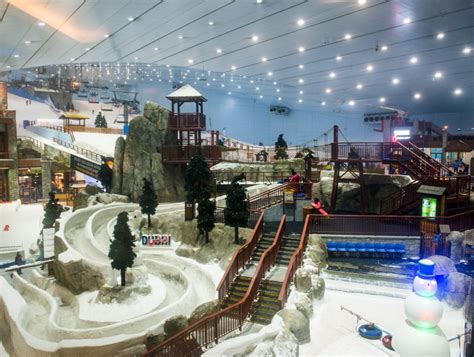 Ski Dubai One Of The Worlds Largest Indoor Ski Resorts In Dubai