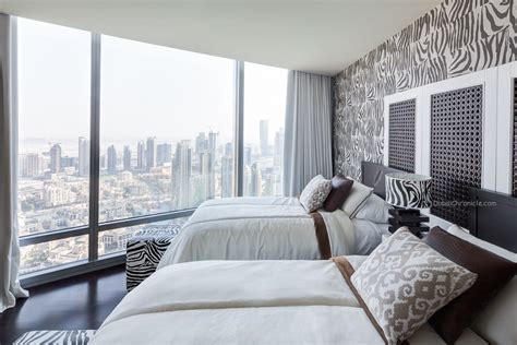 .montreal, h3c 6s4, qc, ca. Step inside this lovely 2 bedroom apartment in Burj Khalifa