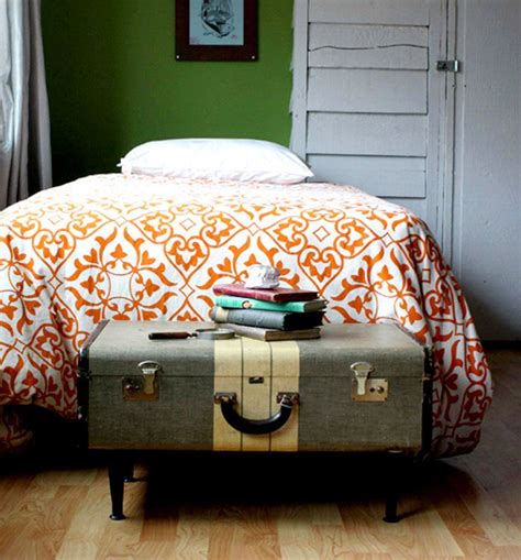 11 Creative Ways To Repurpose An Old Suitcase Suitcase Furniture