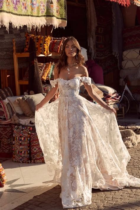 Although they're normally specialised in evening style, their work in creating distinctive and fascinating wedding attire is remarkable. Bohemian Wedding Dress Designers - London Shop | Angelica ...