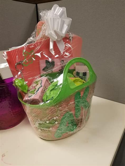 Aka Gift Basket Pink And Green Gift Basket Green Gifts Gift Baskets