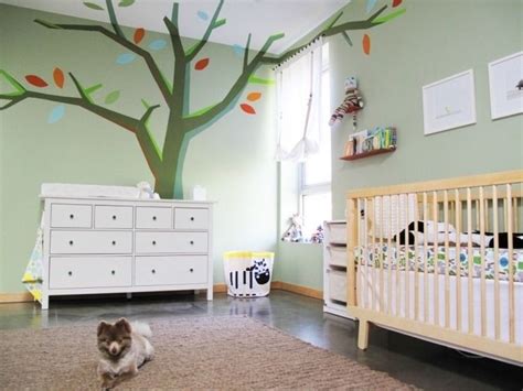 Deren unaufdringliche persönlichkeit wirkt ausgleichend auf kinder. Wandfarbe Mintgrün für Kinder- und Babyzimmer - 50 Ideen | Baby tapeten, Kinderzimmer farbe ...