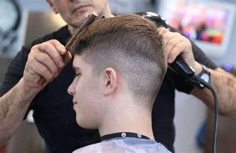 Check spelling or type a new query. How To Cut Your Own Hair For Men - GROOMINGADEPTS