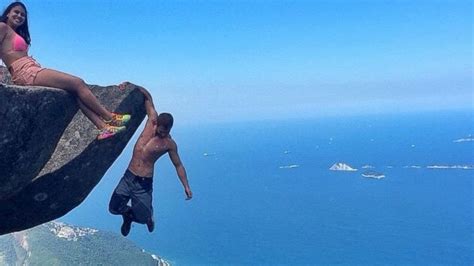 [b 画像] Brazilian Couple S Frightening Cliffhanging Photos Will Make Your Heart Stop