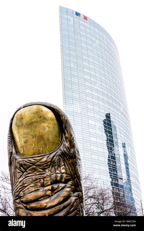 Le Pouce Thumb Sculpture By Cesar La Defense Paris Stock Photo Alamy