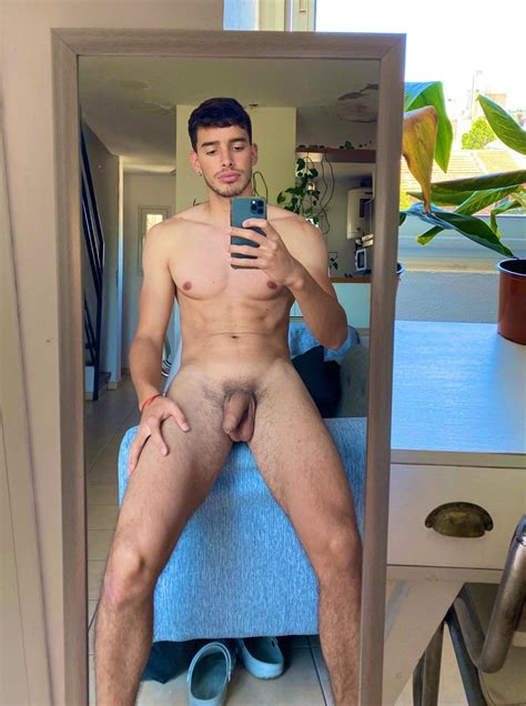 M A Y B E Naked At Home Photos