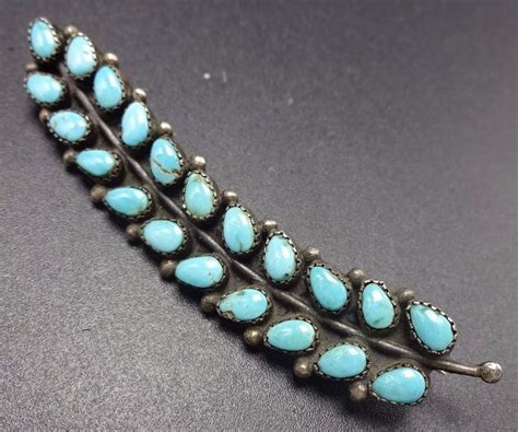 LOVELY Vintage NAVAJO Sterling Silver Turquoise Petit Point PIN