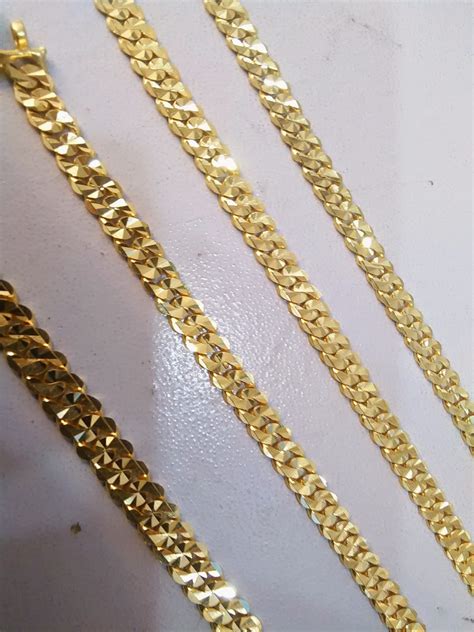Gelang emas ini sering disebut gelang manset ataupun gelang kurva. GELANG EMAS BABY DAN BANGLE BABY ~ KEDAI EMAS MUHAMAD RAPI ...