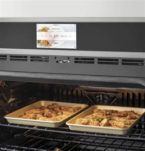 Café™ Professional Series 30 Smart Built In Convection French Door