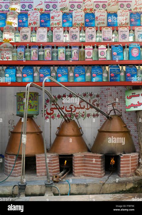 Distillation Isfahan Kashan De Leau De Rose Banque De Photographies Et